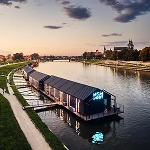 Apartahotel New Port - Premium Floating, Cracovia