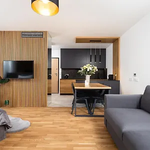 Aparthotel Inpoint G15 Near Old Town & Kazimierz District & Parking Option, Krakau